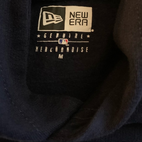 New York Yankees New Era Sweatshirt - Picture 3 of 3